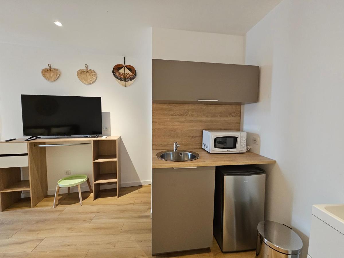 Bed and Breakfast Rue Des Tilleuls Saint-Marcel-les-Sauzet Екстер'єр фото